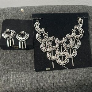 Sarah Coventry Silver Geometric Necklace and Earring Set